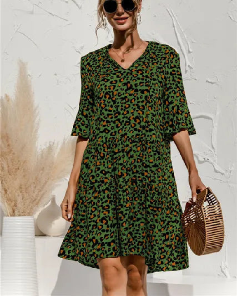 Damen Sommerkleid Kurzarm | Freizeitkleid mit Stufenschnitt und V-Ausschnitt