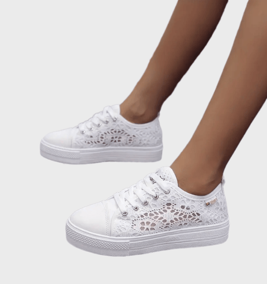 Alena | Weiße Low-Cut-Sneakers zum Schnüren