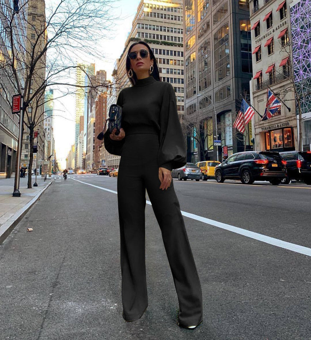 Gerader Jumpsuit mit Rollkragen für Frauen