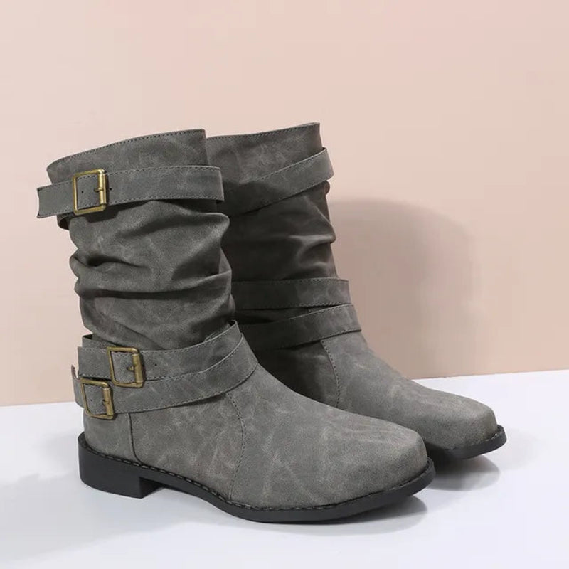 Damen Dirndl Schuhe | Slouch Stiefel mit drei Schnallenriemen